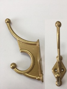 Крючок-вешалка одинарный №24 бронза(золото)