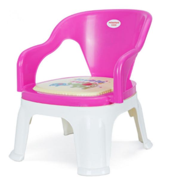 Кресло пластмассовое детское с мягким сиденьем (цвет в ассортименте)
